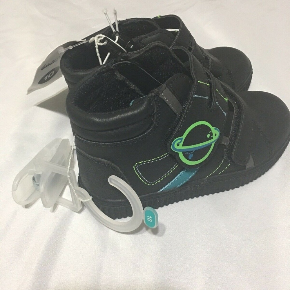 Toddler Boys' Sneakers - Cat & Jack